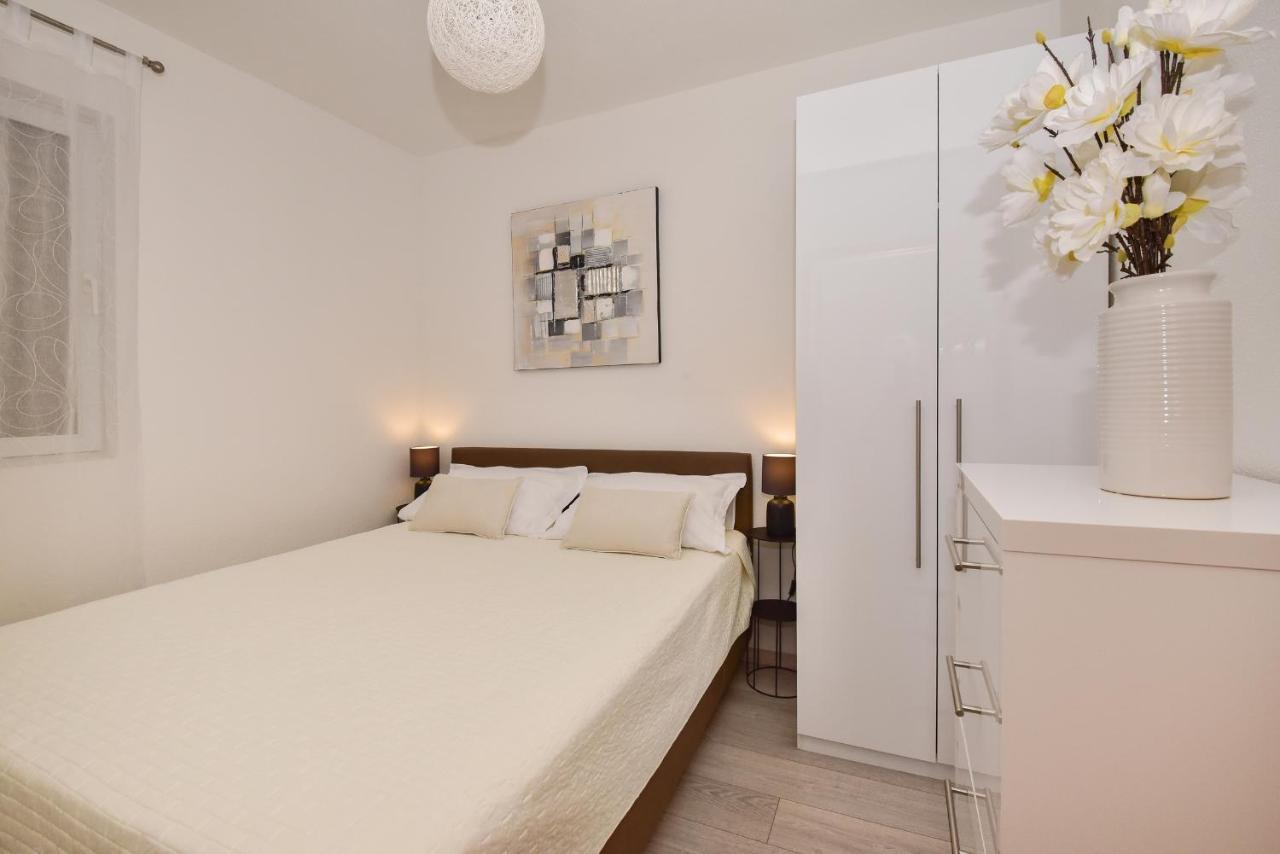 Apartman Luka Igrane Extérieur photo